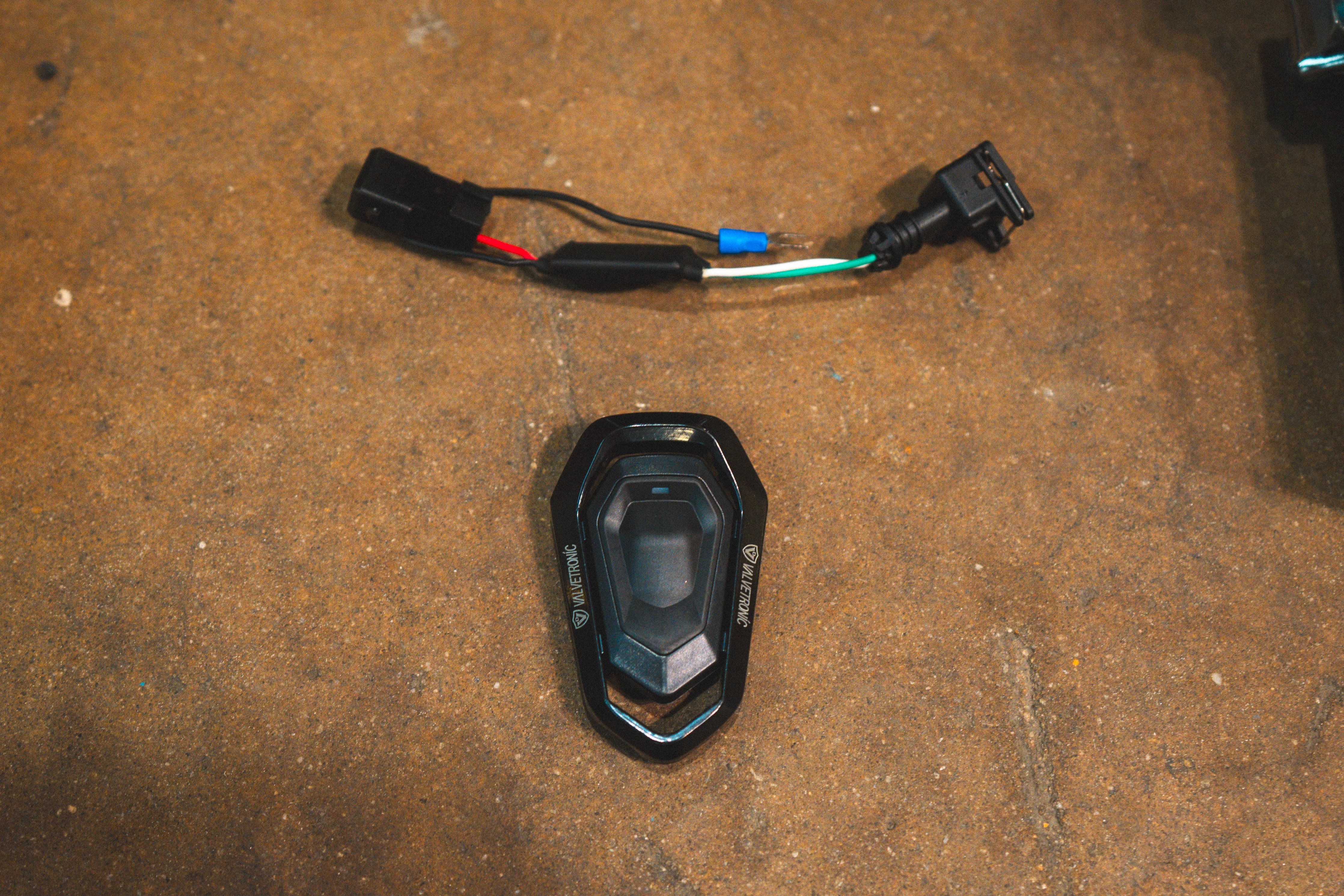 Valvetronic Valved Sport Exhaust System for Porsche 911 Carrera / S / GTS (991.1) - Image 12