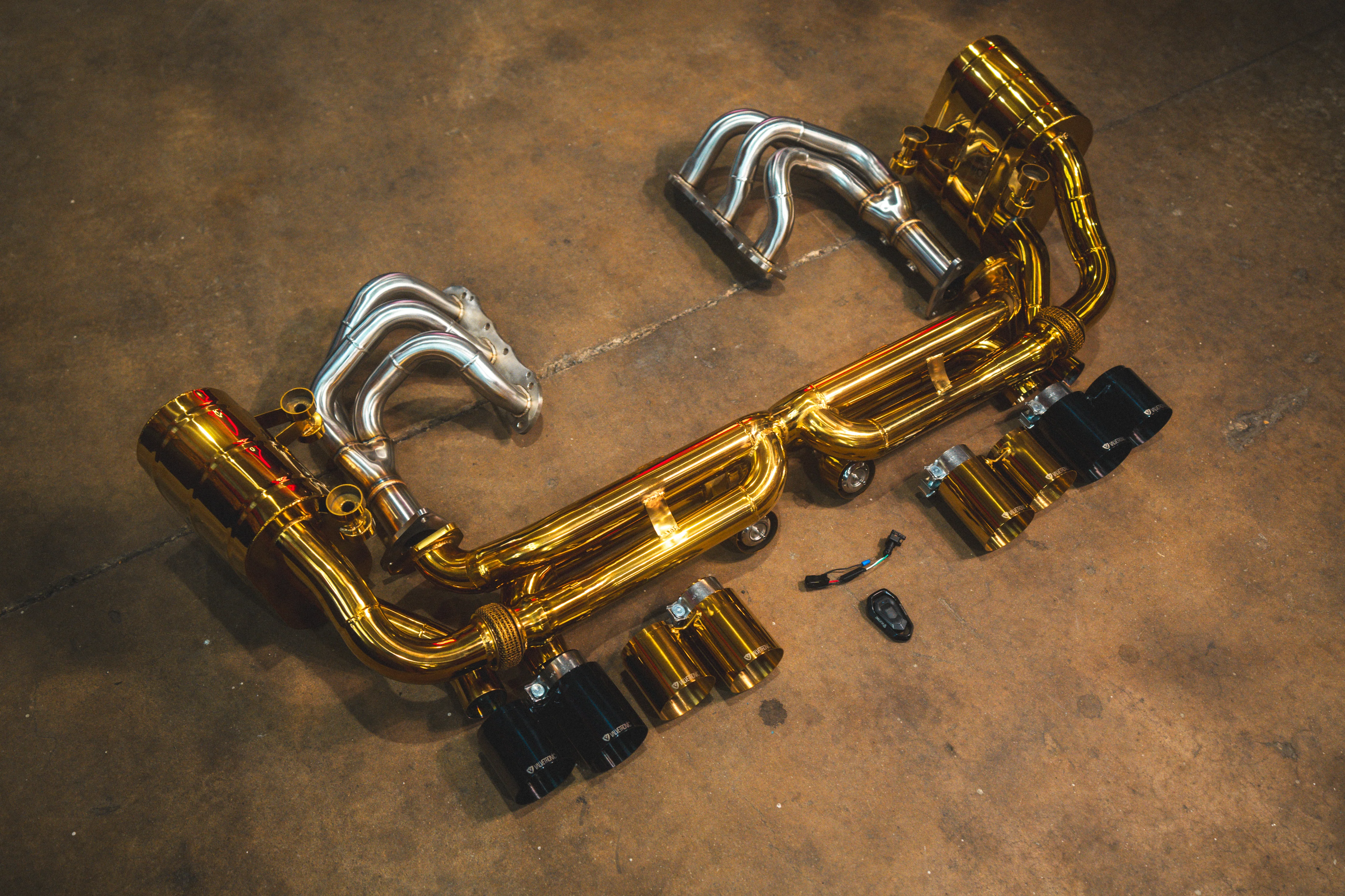 Valvetronic Valved Sport Exhaust System for Porsche 911 Carrera / S / GTS (991.1) - Image 3