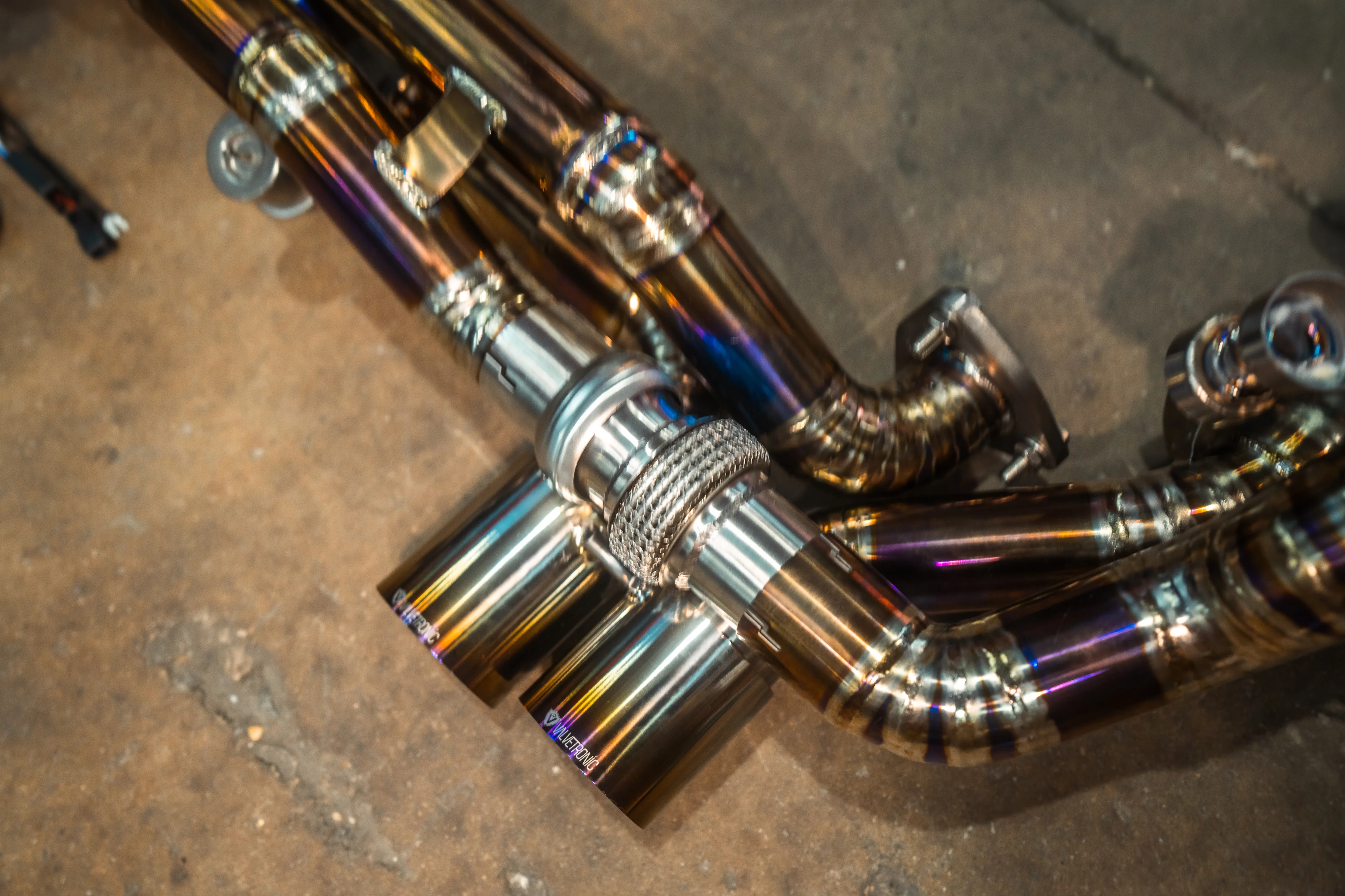 Valvetronic Valved Sport Exhaust System for Porsche 911 Carrera / S / GTS (991.1) - Image 35