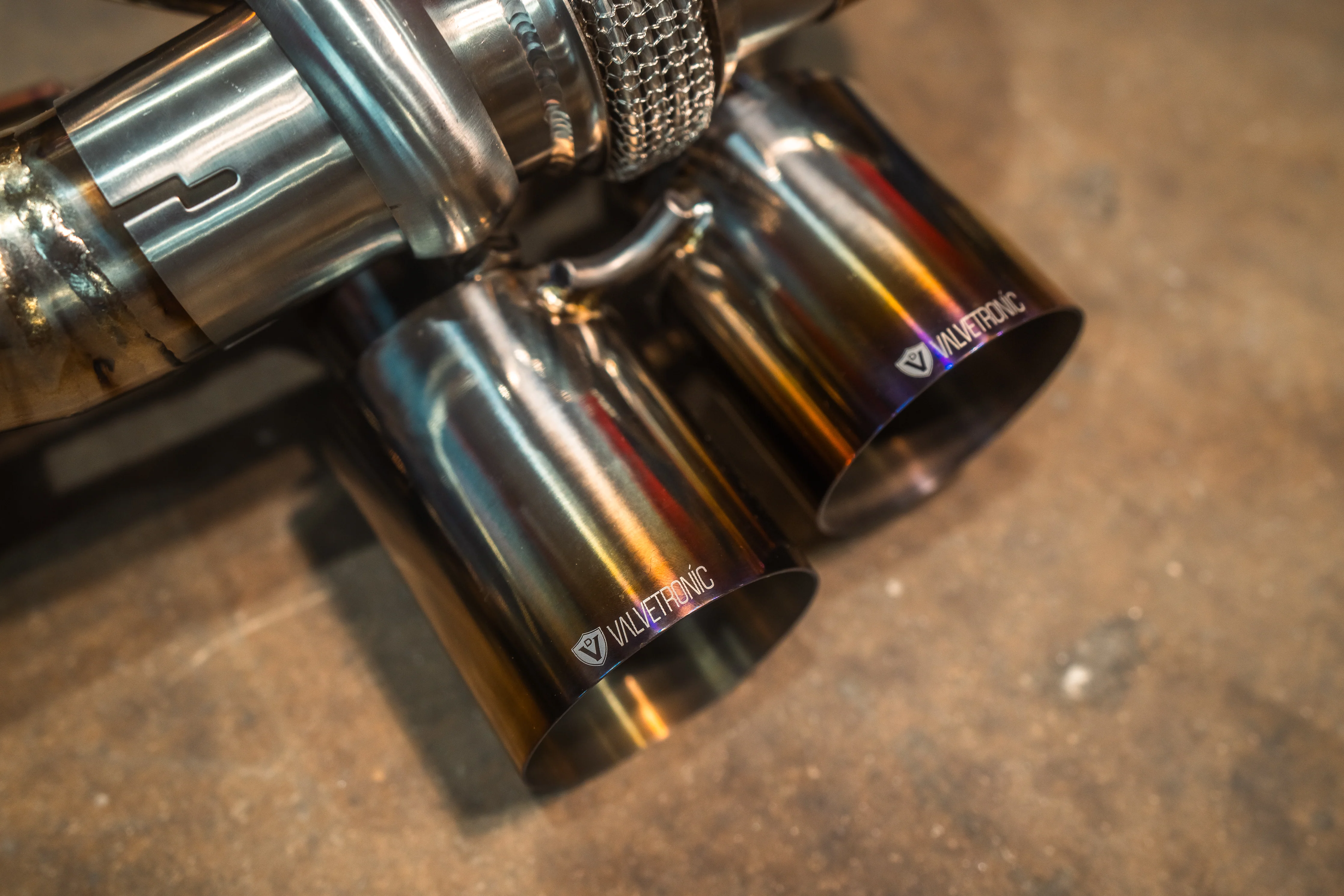 Valvetronic Valved Sport Exhaust System for Porsche 911 Carrera / S / GTS (991.1) - Image 36