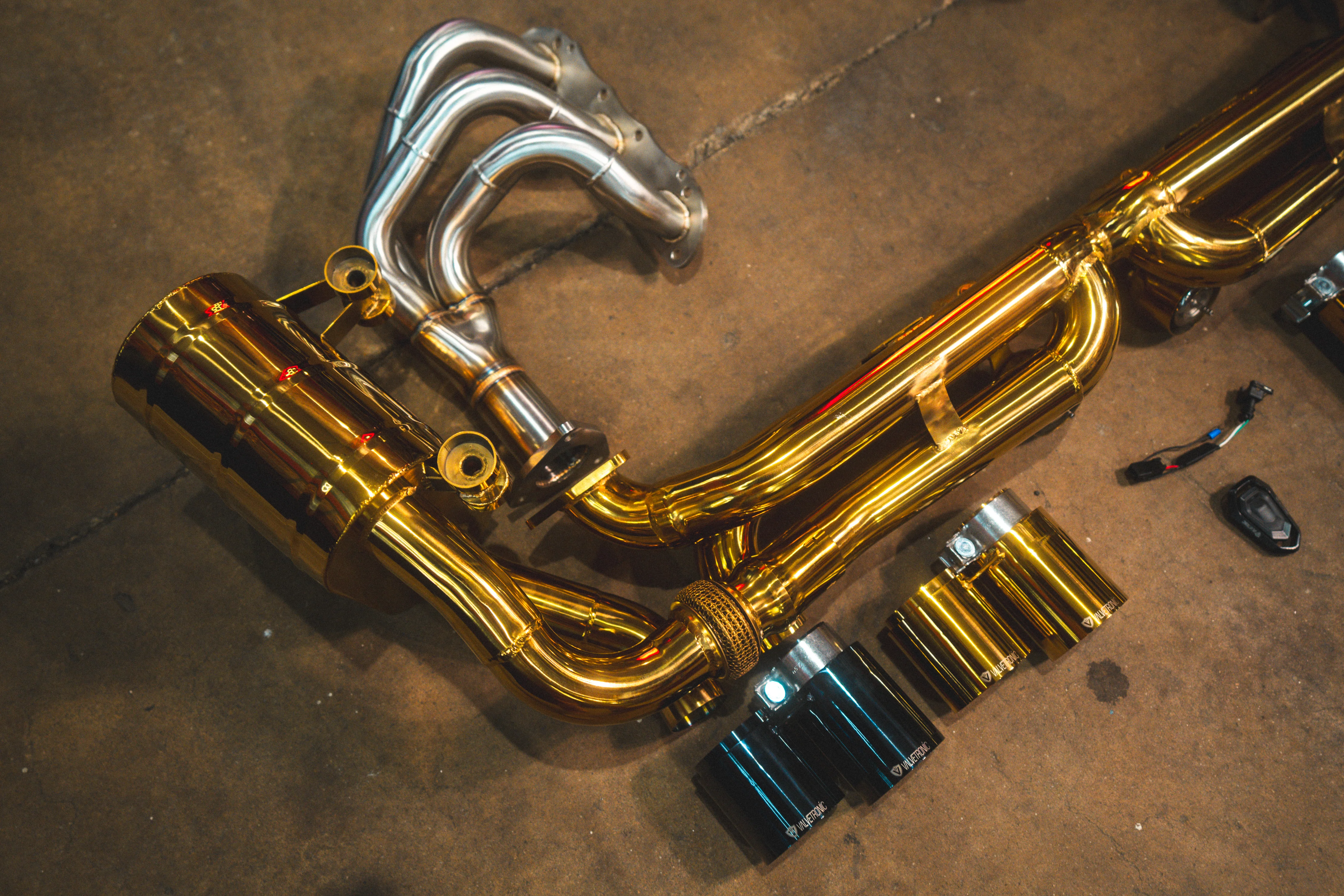 Valvetronic Valved Sport Exhaust System for Porsche 911 Carrera / S / GTS (991.1) - Image 8