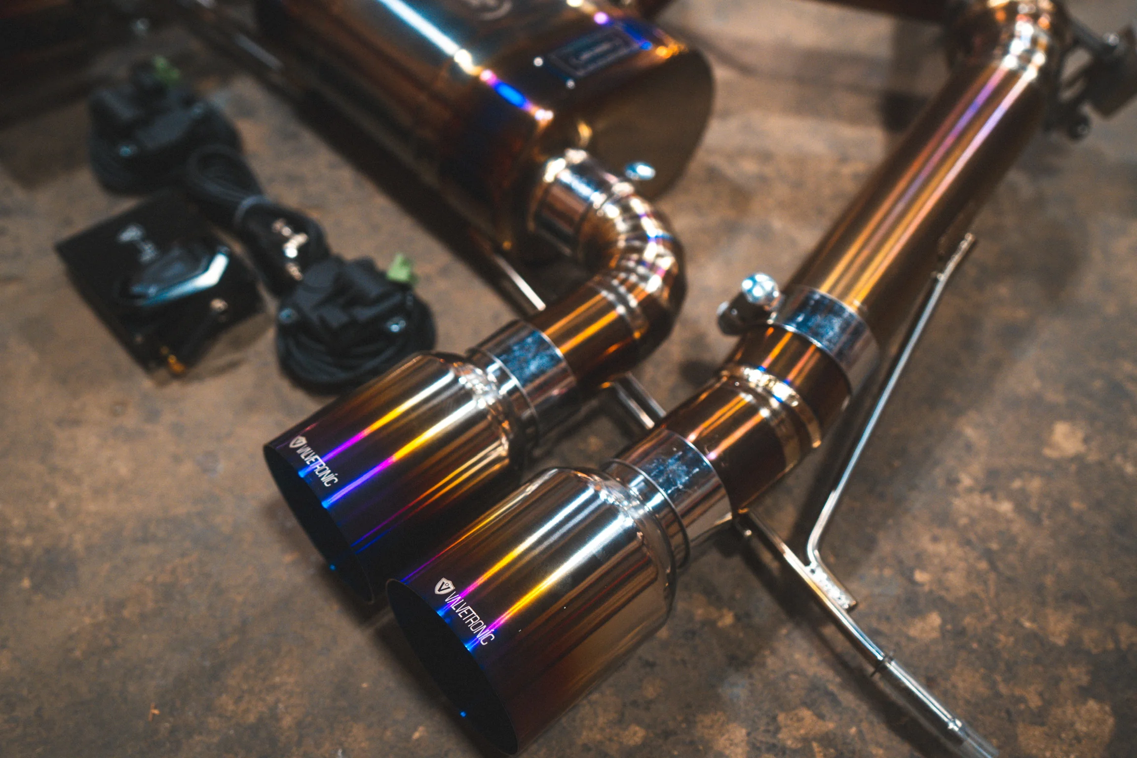 Valvetronic Designs 4.0 Inch Outlet Exhaust Tips (Exclusive) - Image 10