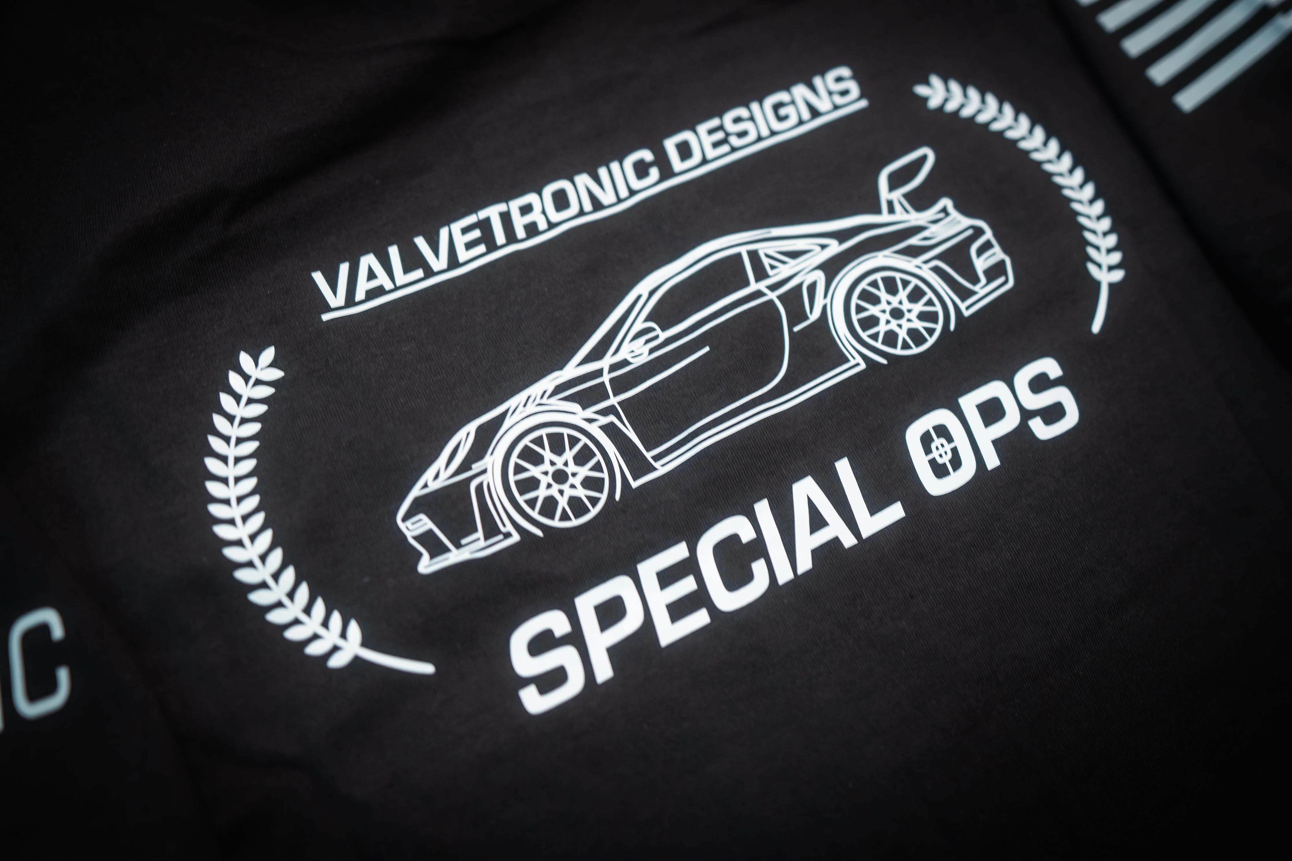 Valvetronic GT3RS Graphic Tee - Image 6